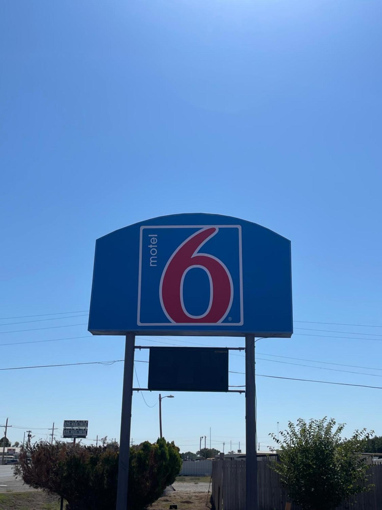 Motel 6 Artesia, Nm Εξωτερικό φωτογραφία